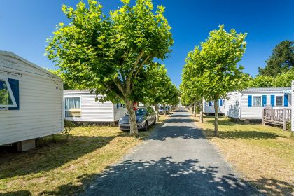 Camping Les Flots Bleus