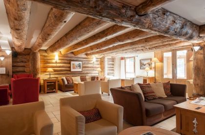 Le salon commun de l'Auberge Jérôme, au cœur de la Résidence Premium Le Village