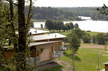 Autre point de vue sur le lac, depuis un cottage familial