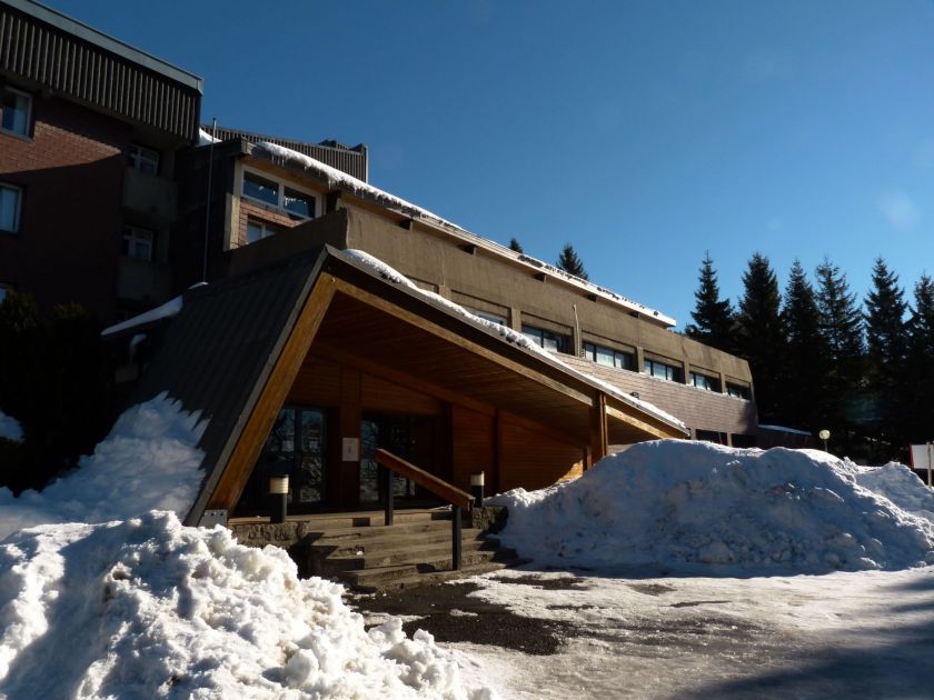 Hiver : Vacances en Famille à Super-Besse